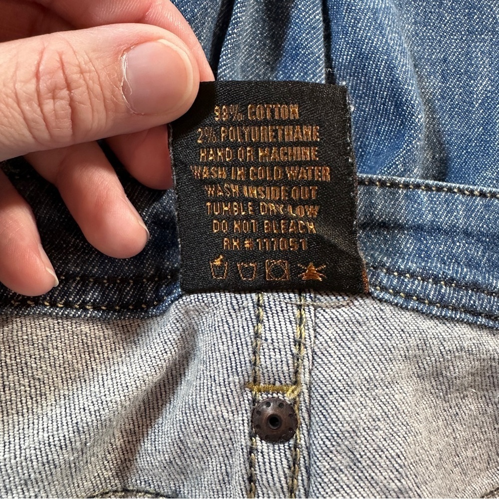 Genetic Denim “The Shane” Cigarette Jeans in Saddle Wash - Size 28 - Picture 13 of 16